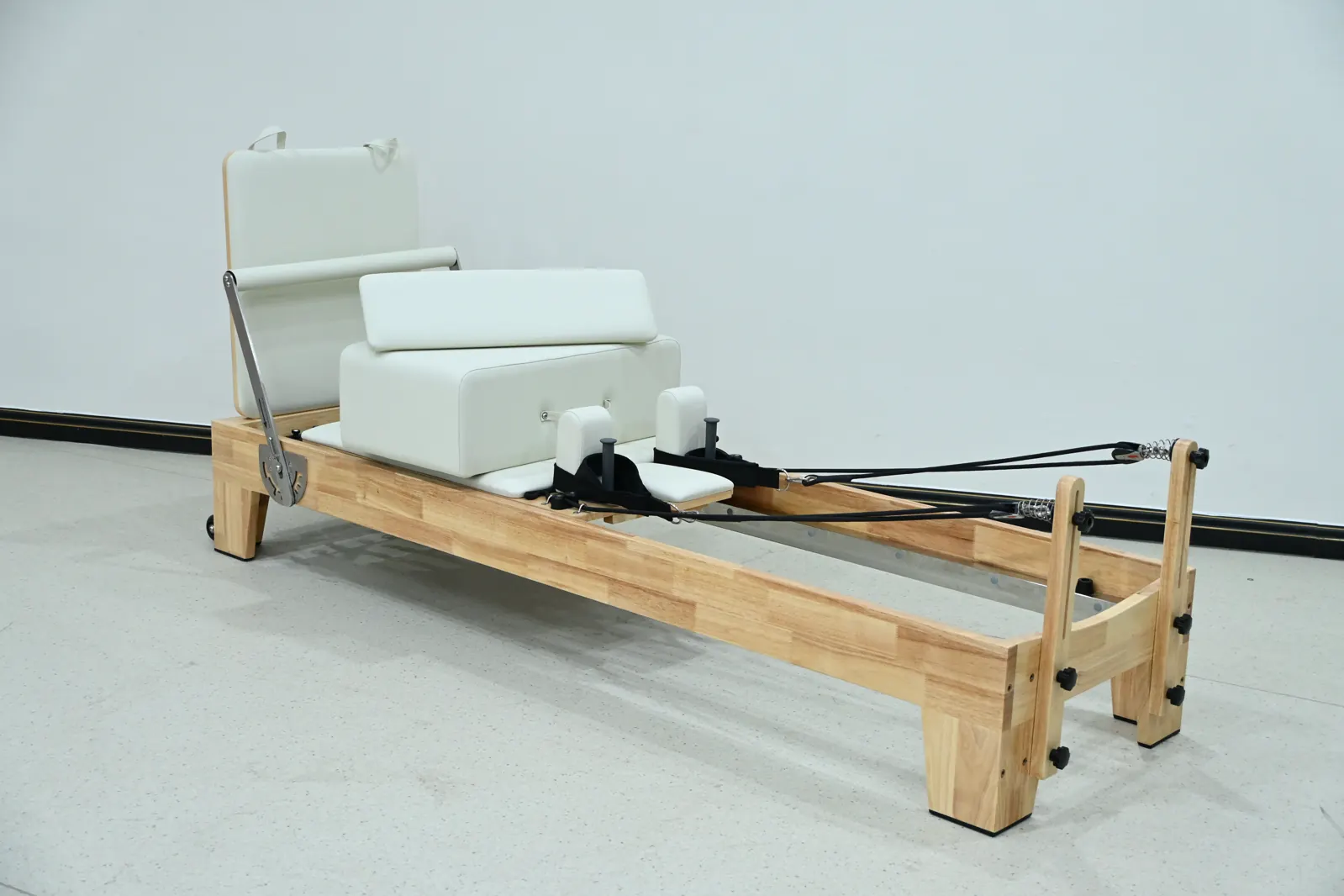 Oak wood pilates reformer solid frame